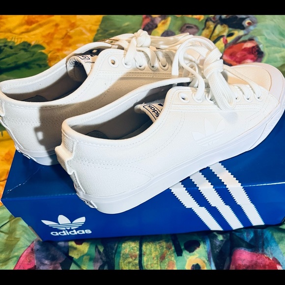 Brand New Adidas - Picture 7 of 11